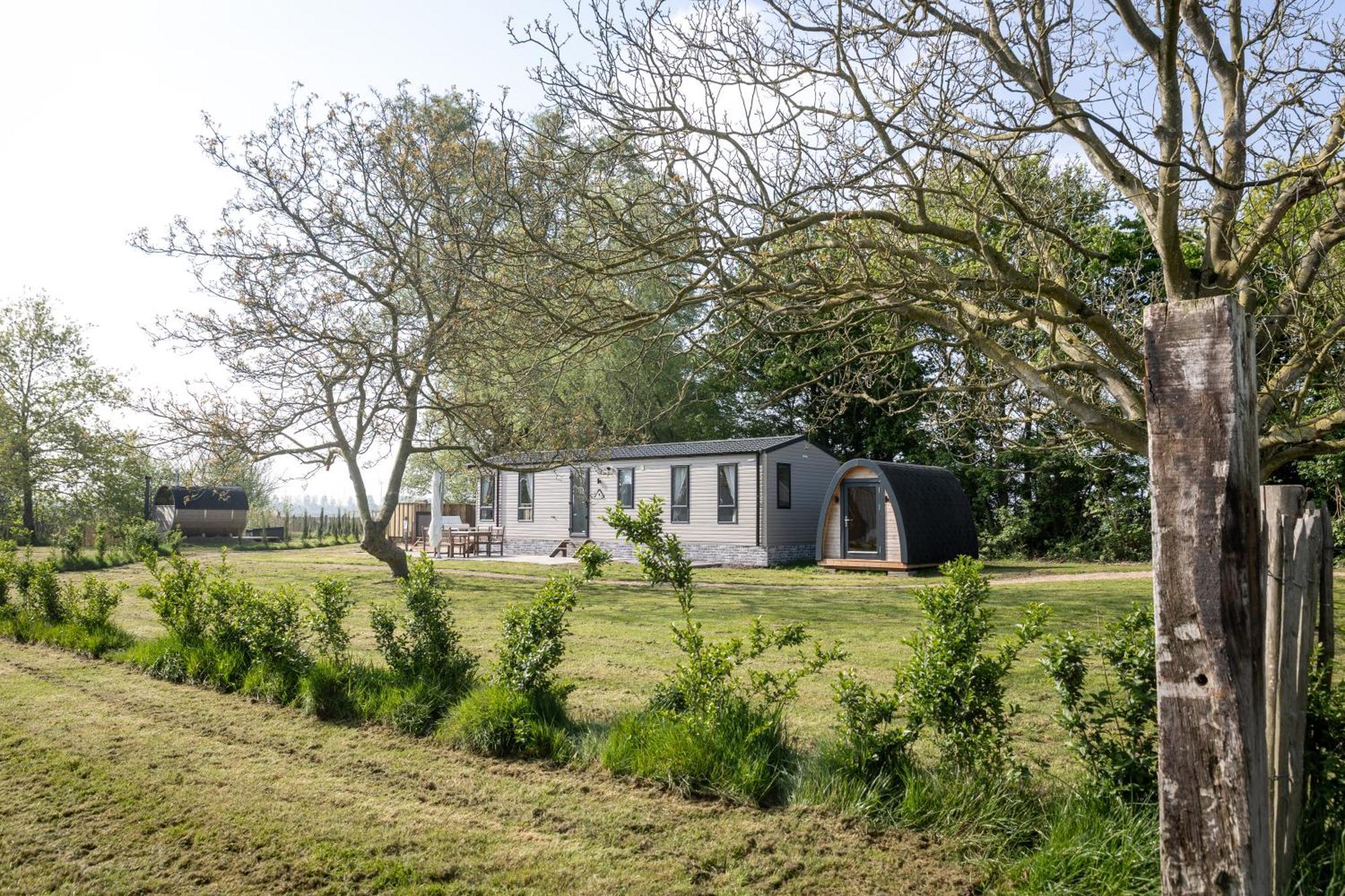 Hof Nieuwerkerk Chalet 1 Arnemuiden Esterno foto