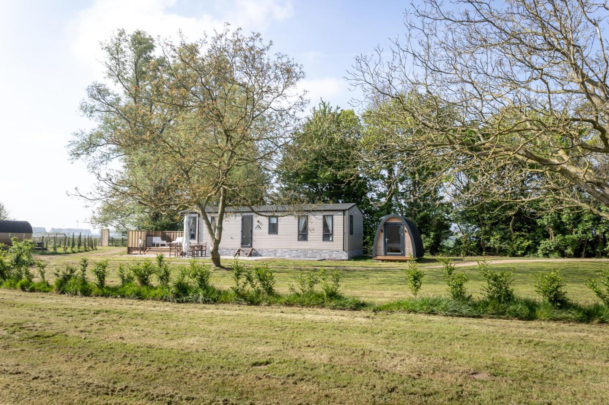Hof Nieuwerkerk Chalet 1 Arnemuiden Esterno foto